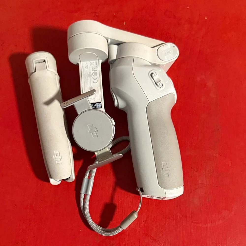 Gray Smartphone Gimbal Stabilizer - Picture 4 of 7
